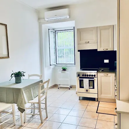 公寓 Sula Homes